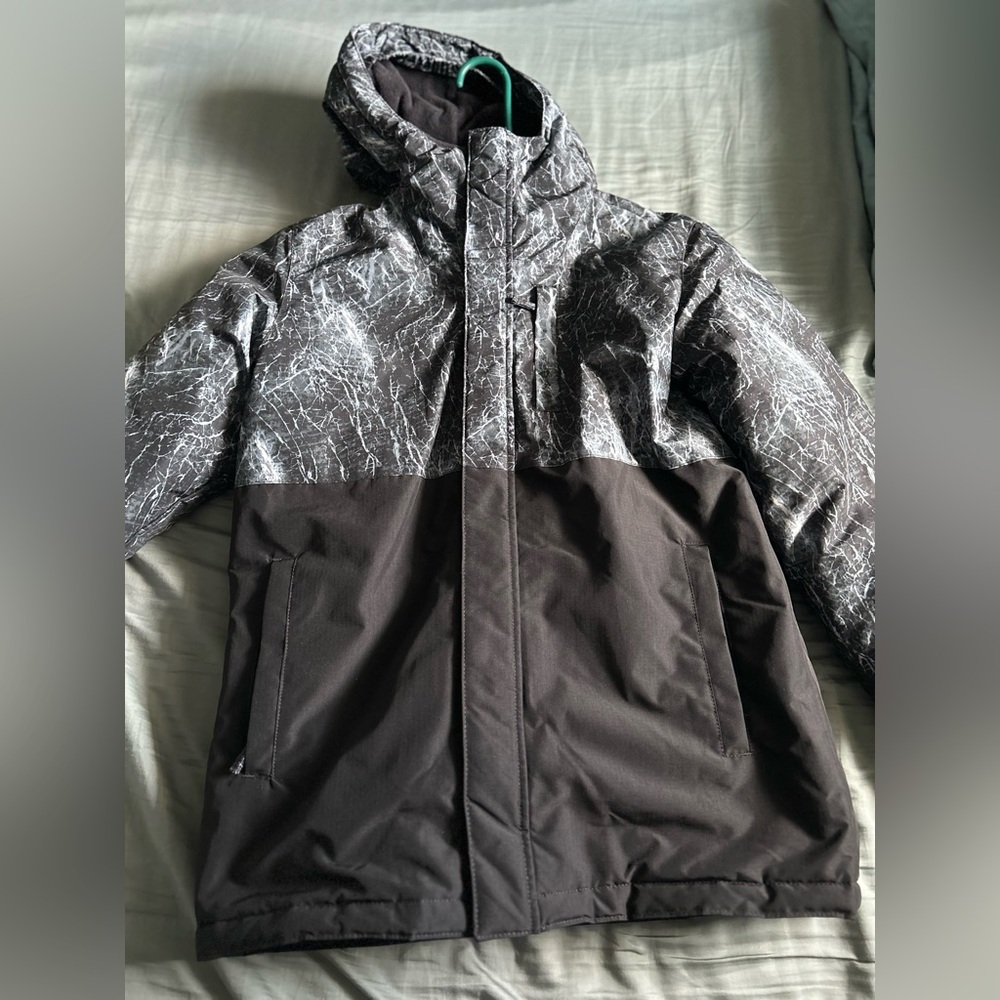 Like new size 16 xxl black marble coat for big boys winter coat